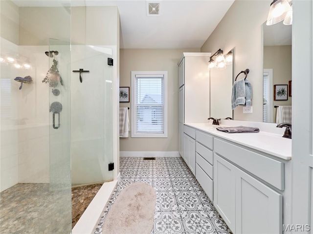 106 Charlie Road, Troy, MO 63379