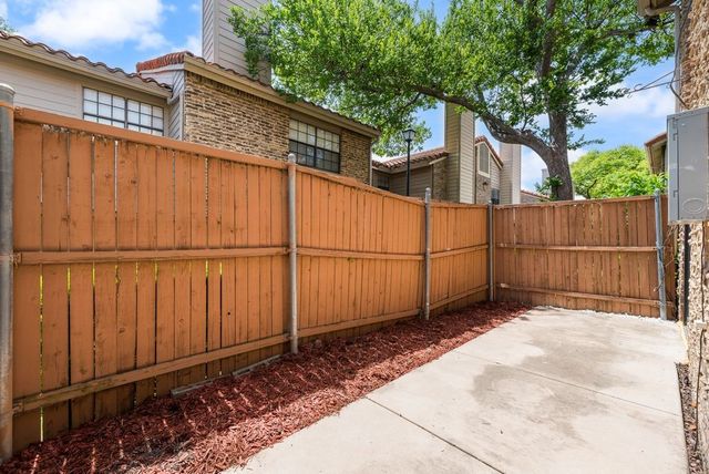 859 Dublin Drive D, Richardson, TX 75080