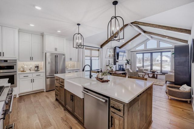 11472 Sunflower Lane N, Lake Elmo, MN 55042