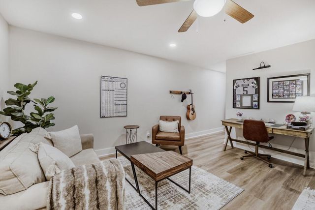 11472 Sunflower Lane N, Lake Elmo, MN 55042