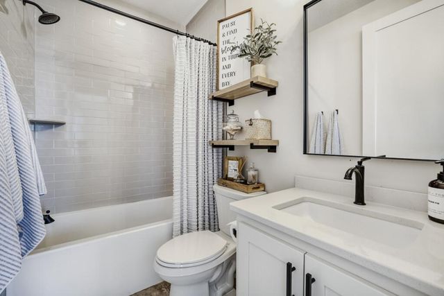 11472 Sunflower Lane N, Lake Elmo, MN 55042