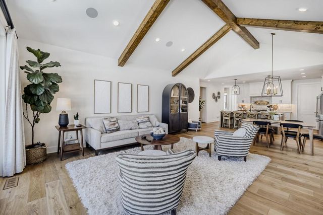 11472 Sunflower Lane N, Lake Elmo, MN 55042