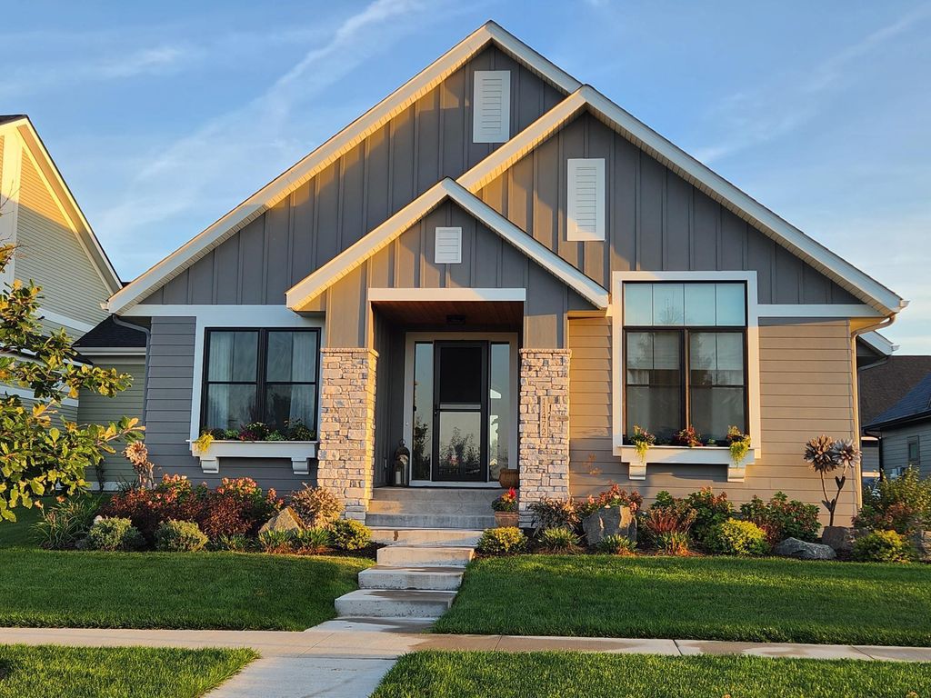 11472 Sunflower Lane N, Lake Elmo, MN 55042