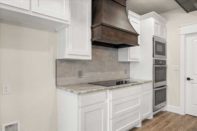 178 Valley View Street, Glen Rose, TX 76043