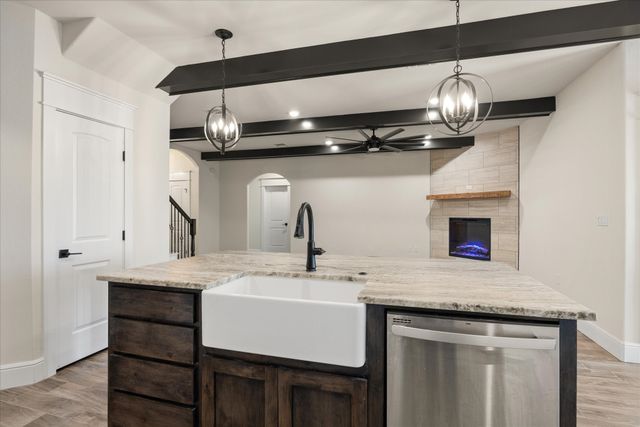 178 Valley View Street, Glen Rose, TX 76043