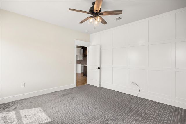 178 Valley View Street, Glen Rose, TX 76043