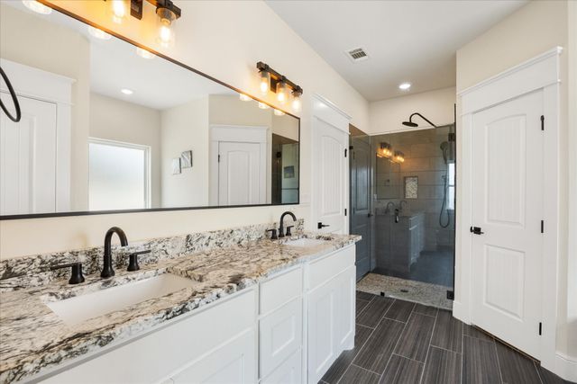 178 Valley View Street, Glen Rose, TX 76043