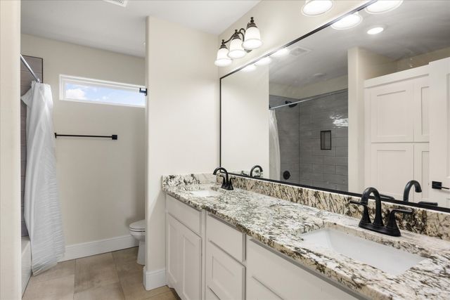 178 Valley View Street, Glen Rose, TX 76043