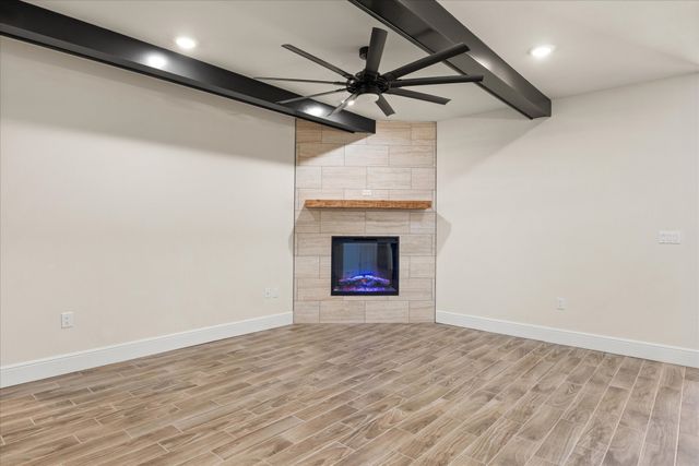 178 Valley View Street, Glen Rose, TX 76043