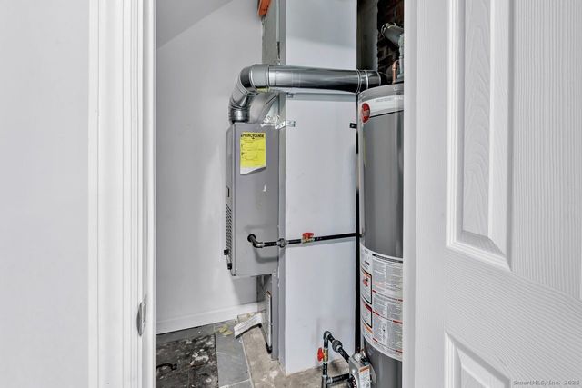 366 Columbus Avenue, Stratford, CT 06615