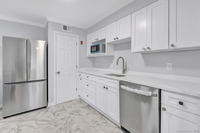 366 Columbus Avenue, Stratford, CT 06615