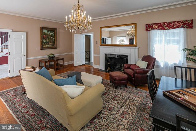 15 W LONG DR, Lawrenceville, NJ 08648
