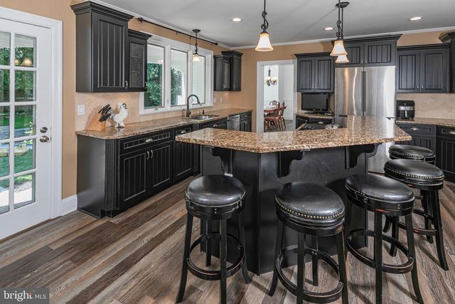 15 W LONG DR, Lawrenceville, NJ 08648