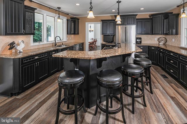 15 W LONG DR, Lawrenceville, NJ 08648
