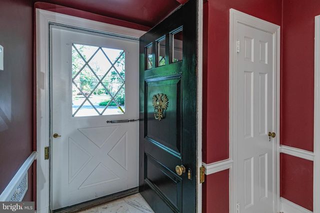 15 W LONG DR, Lawrenceville, NJ 08648