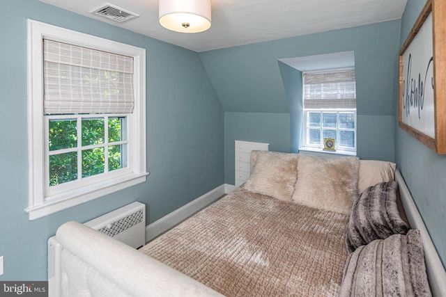 15 W LONG DR, Lawrenceville, NJ 08648