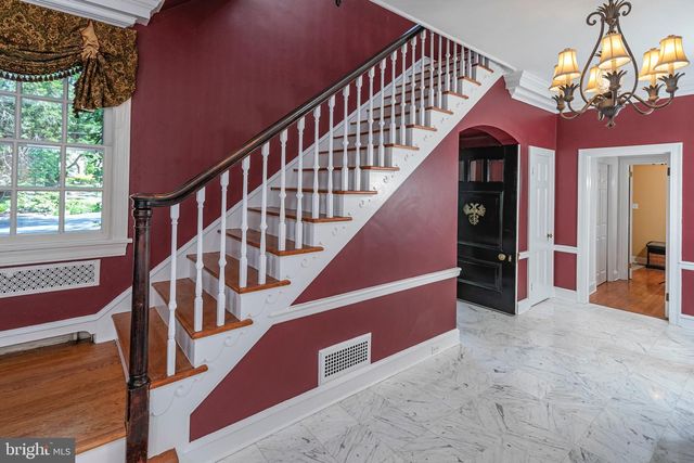 15 W LONG DR, Lawrenceville, NJ 08648