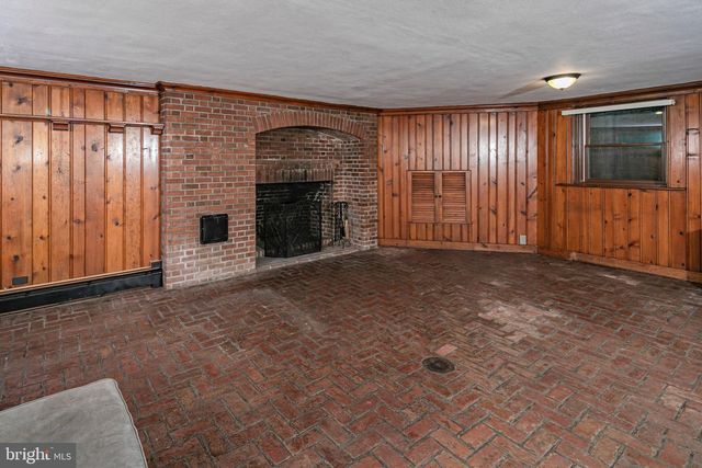 15 W LONG DR, Lawrenceville, NJ 08648