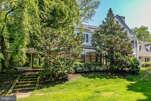 15 W LONG DR, Lawrenceville, NJ 08648