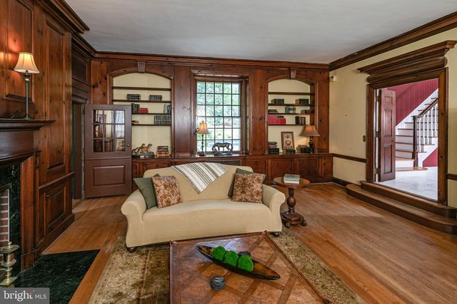 15 W LONG DR, Lawrenceville, NJ 08648