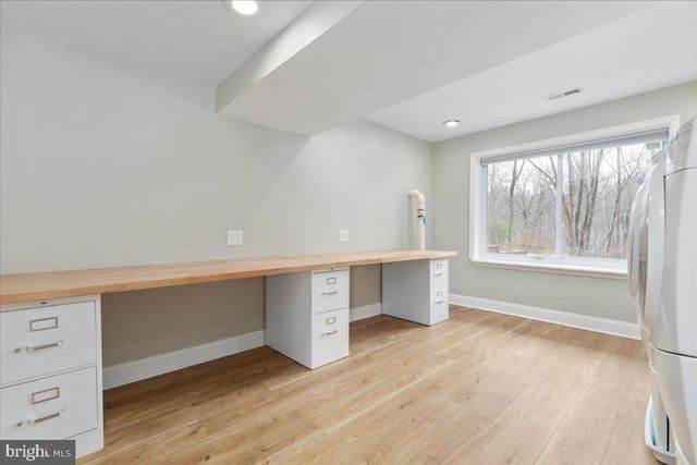 904 OLD RIVER WAY CT, Sterling, VA 20164