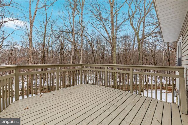 904 OLD RIVER WAY CT, Sterling, VA 20164