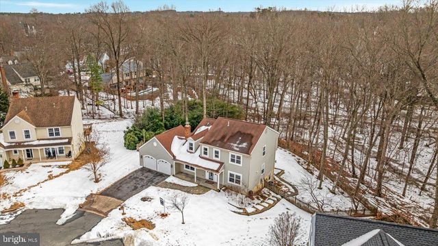 904 OLD RIVER WAY CT, Sterling, VA 20164