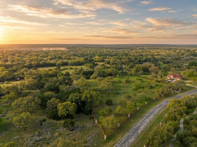 415 E Bartlett DR, Buda, TX 78610