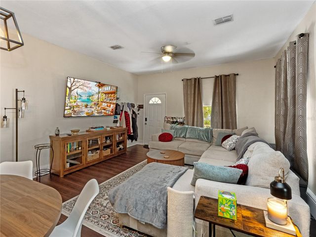 1208 W 10TH STREET, Sanford, FL 32771