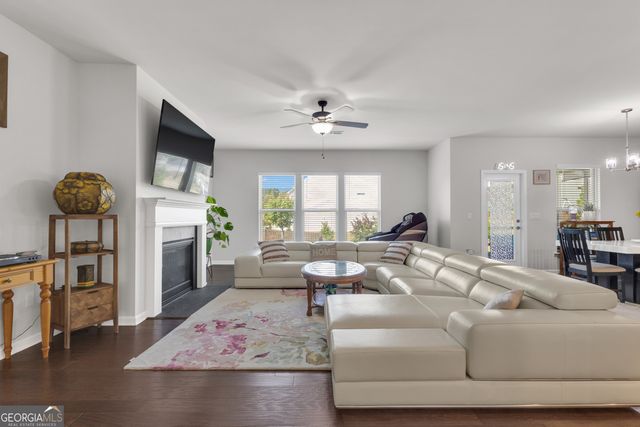 610 Napier Pass, Peachtree City, GA 30269