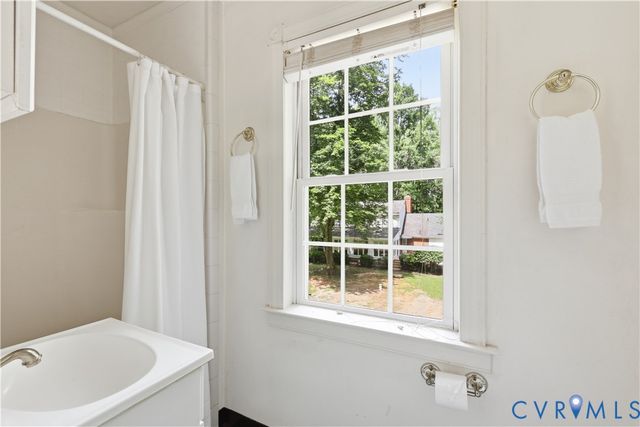 1610 Reams Rd, Powhatan, VA 23139