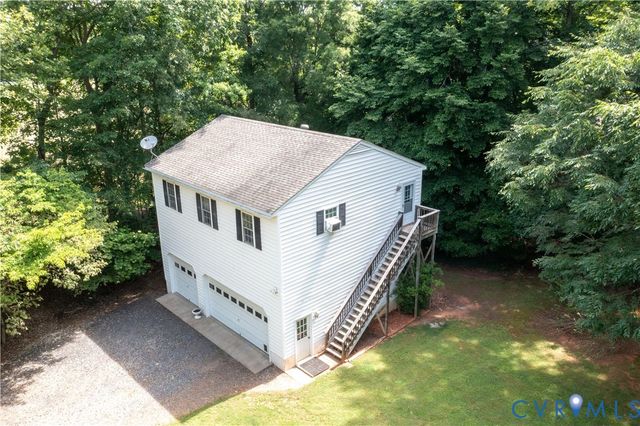 1610 Reams Rd, Powhatan, VA 23139