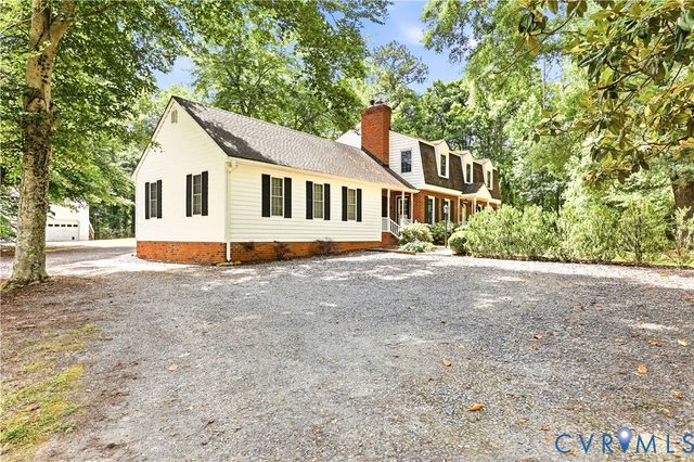 1610 Reams Rd, Powhatan, VA 23139