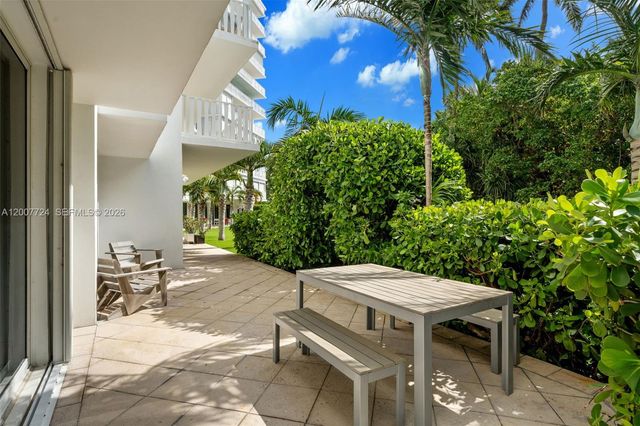 200 Ocean Lane Dr 108, Key Biscayne, FL 33149