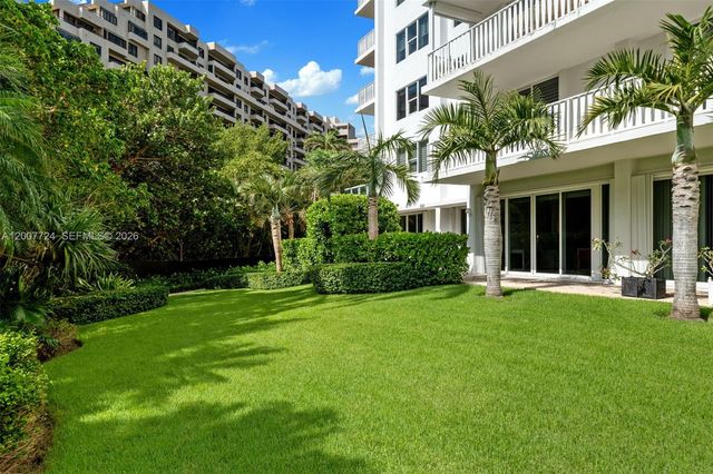 200 Ocean Lane Dr 108, Key Biscayne, FL 33149