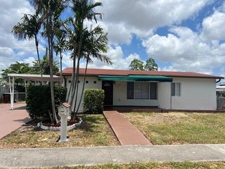 1221 W 62nd St NA, Hialeah, FL 33012