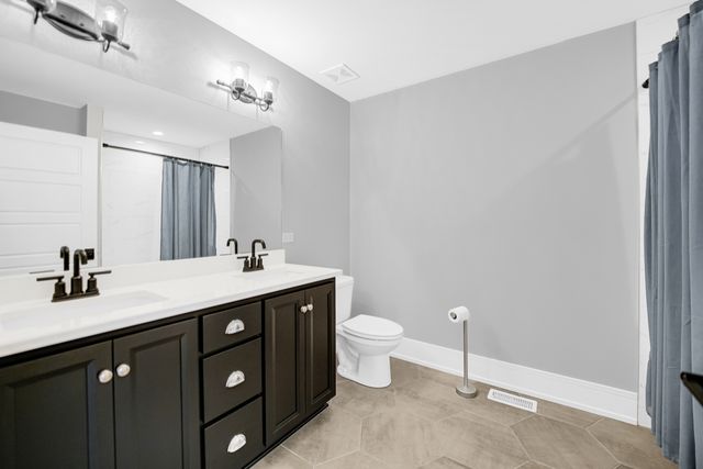 22303 Majestic Lane, Frankfort, IL 60423