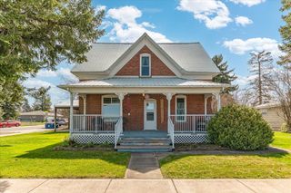 255 E Broadway Ave, Reardan, WA 99209