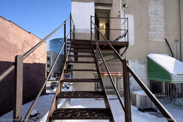 35 N Saginaw Street 3, Pontiac, MI 48342