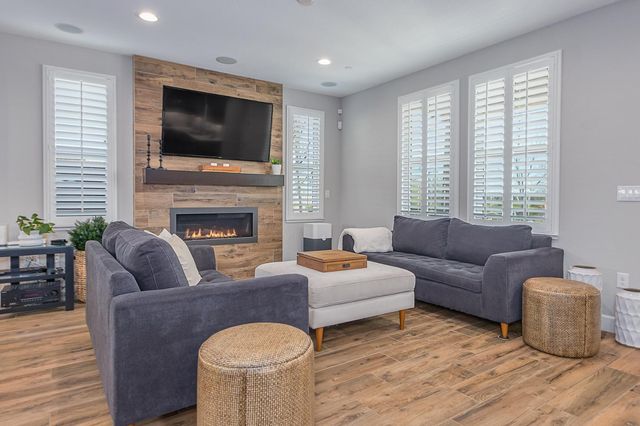 1821 Cannery Loop, Davis, CA 95616