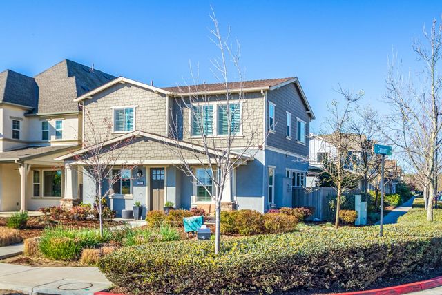 1821 Cannery Loop, Davis, CA 95616