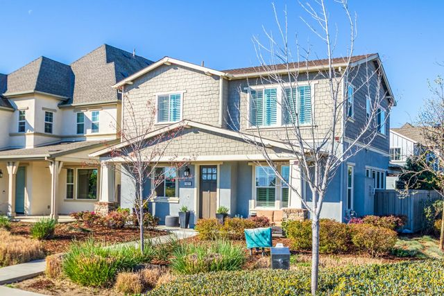 1821 Cannery Loop, Davis, CA 95616