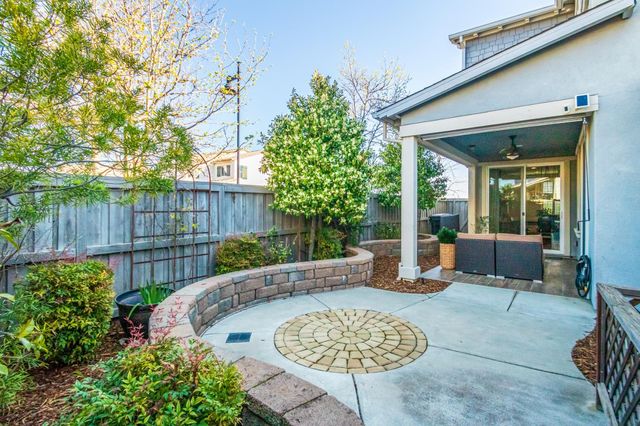 1821 Cannery Loop, Davis, CA 95616