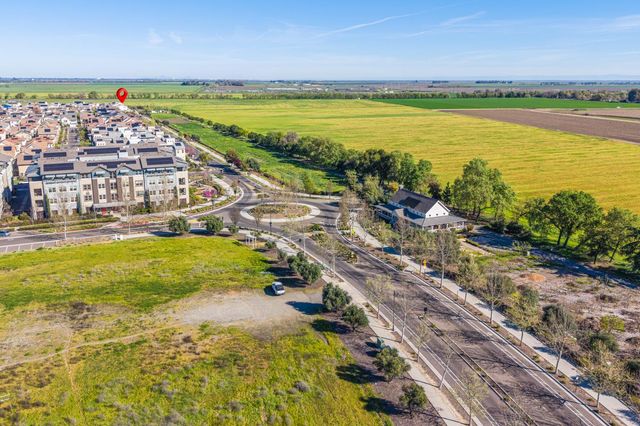 1821 Cannery Loop, Davis, CA 95616