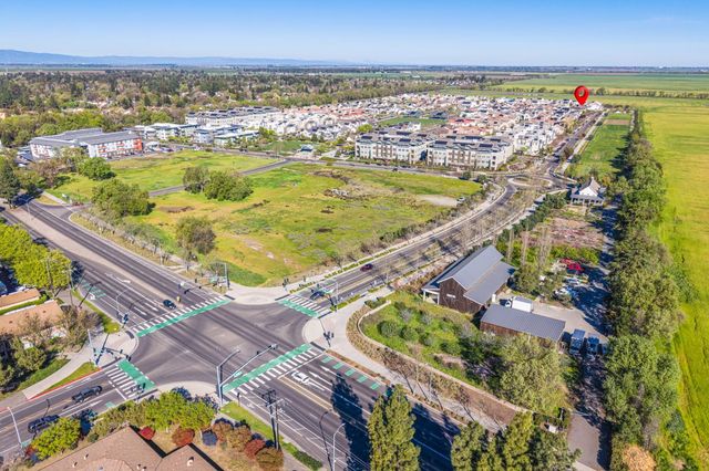 1821 Cannery Loop, Davis, CA 95616