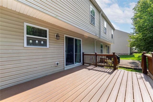 2293 Flint Dr, South Strabane, PA 15301