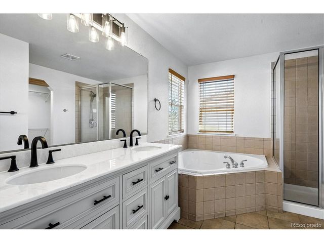 7459 S Biloxi Ct, Aurora, CO 80016