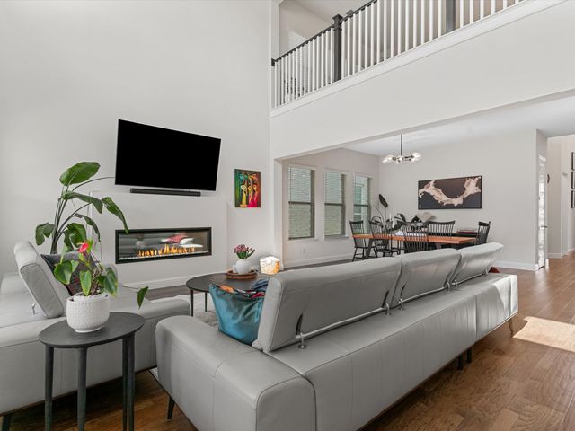 12953 Wimbledon Way, Farmers Branch, TX 75234