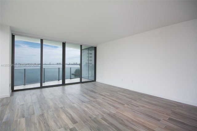460 NE 28 Street 501, Miami, FL 33132