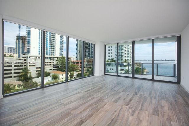 460 NE 28 Street 501, Miami, FL 33132